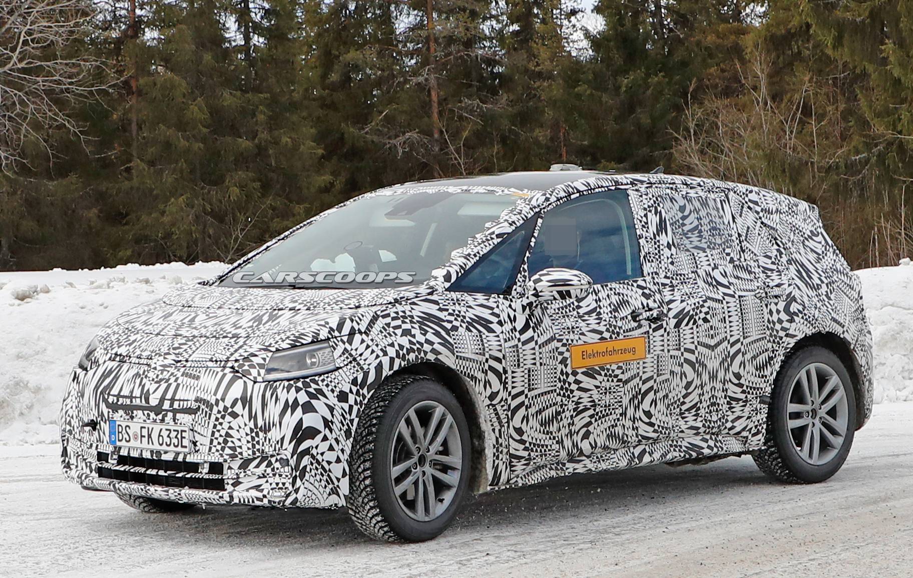 Namn:  09b72380-2020-vw-id-hatchback-spy-shots-1.jpg
Visningar: 2361
Storlek:  386.6 KB