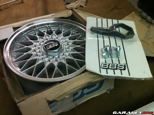 Namn:  163604-df659254239f177750c126e7a23aa4e2_zpsf39a10c2.jpg
Visningar: 1717
Storlek:  61.3 KB