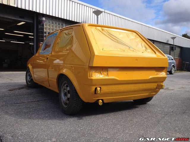 Namn:  gul_zpsb17d4558.jpg
Visningar: 1750
Storlek:  70.3 KB