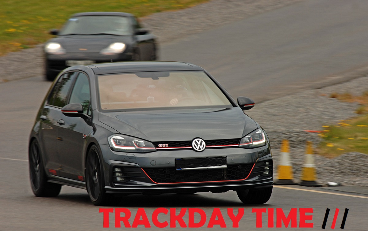 Namn:  trackday time.jpg 1200.jpg
Visningar: 3053
Storlek:  227.7 KB