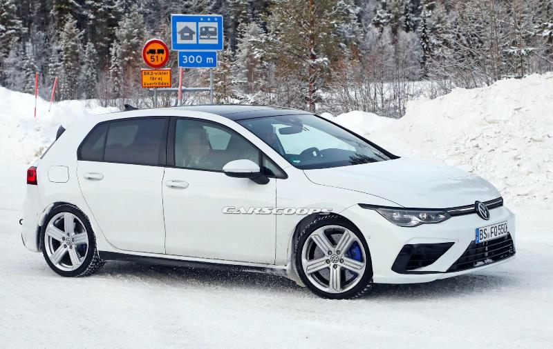 Namn:  2020-VW-Golf-R-spy-shots-4.jpg
Visningar: 1974
Storlek:  79.7 KB