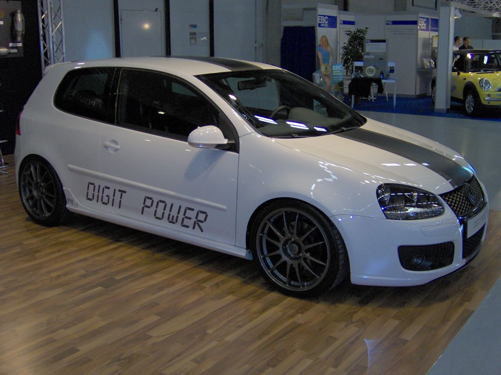 Namn:  golfmoz.jpg
Visningar: 5633
Storlek:  136.2 KB