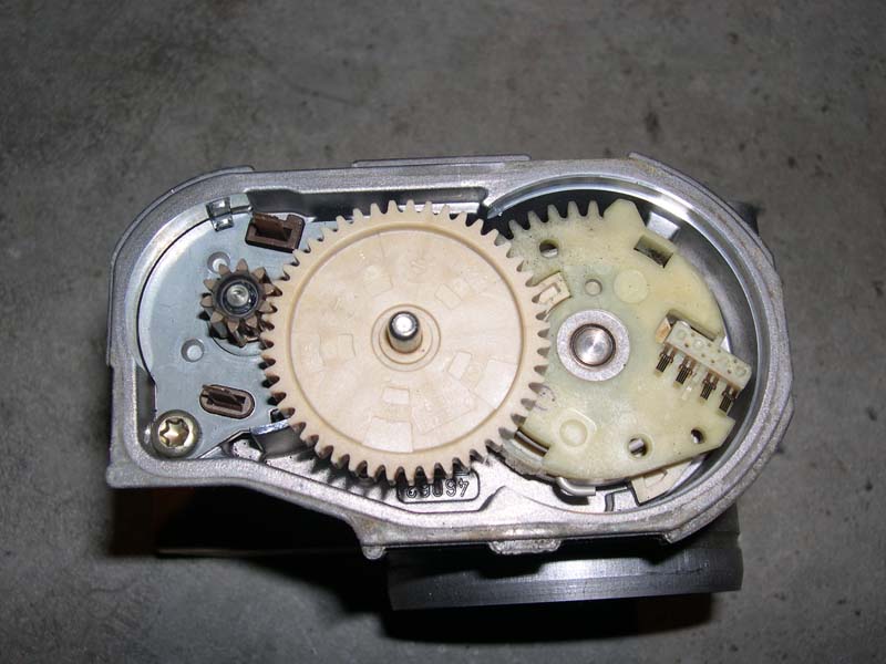 Namn:  ThrottleBodyElectronics1.jpg
Visningar: 5039
Storlek:  91.5 KB