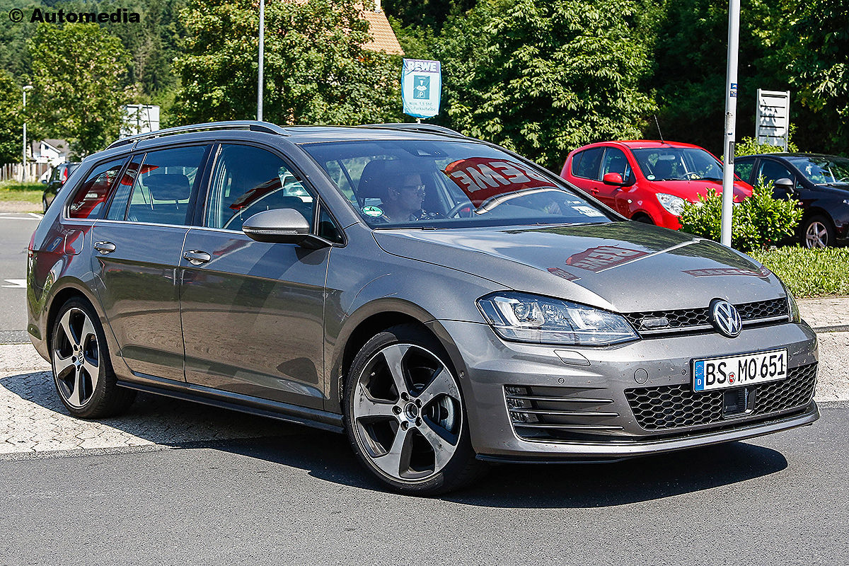 Namn:  VW-Golf-GTD-Variant-Erlkoenig-1200x800-e0baf6107bd189aa.jpg
Visningar: 2786
Storlek:  434.0 KB