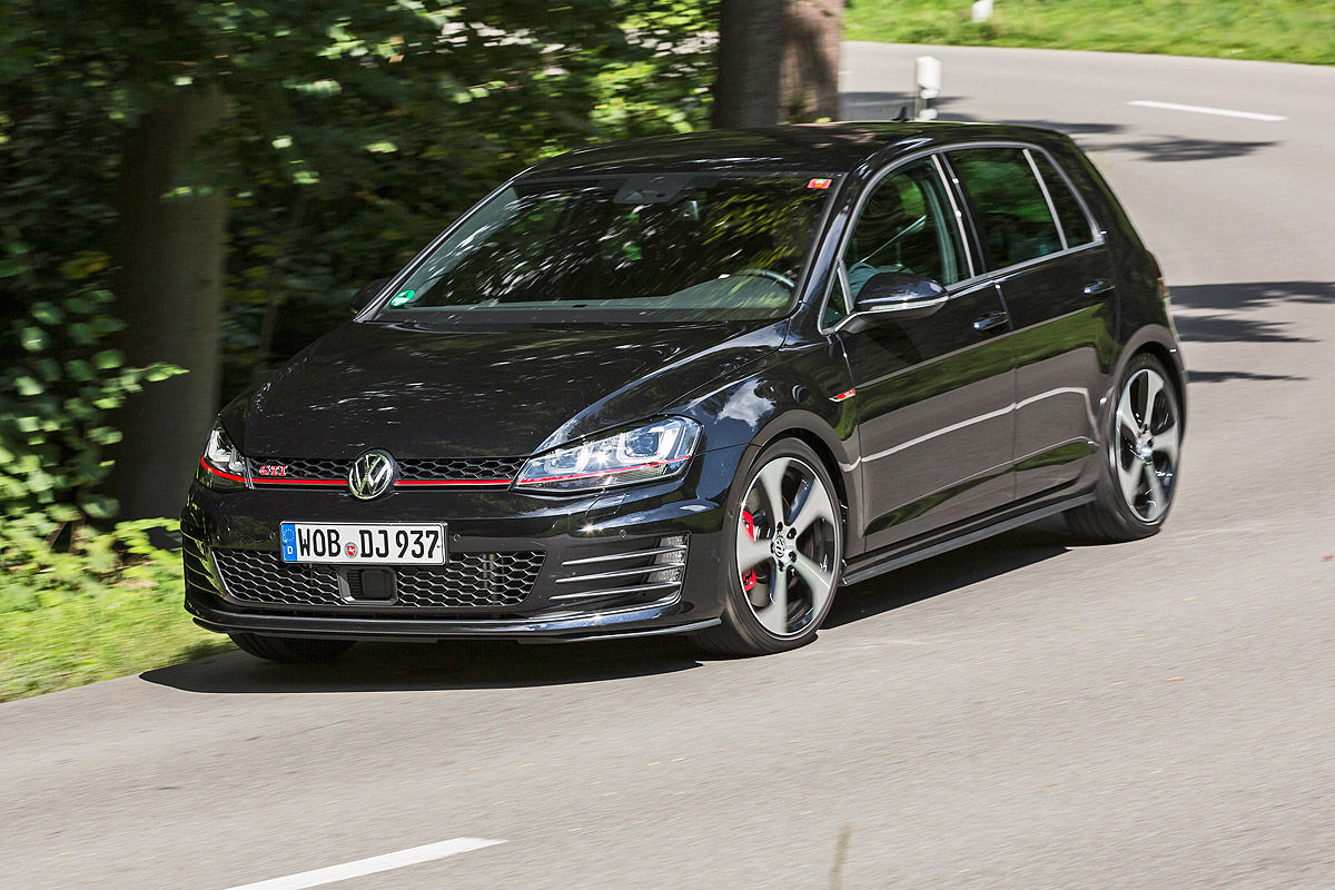 Namn:  VW-Golf-GTI-1200x800-59987a27d1e37688.jpg
Visningar: 322
Storlek:  221.0 KB