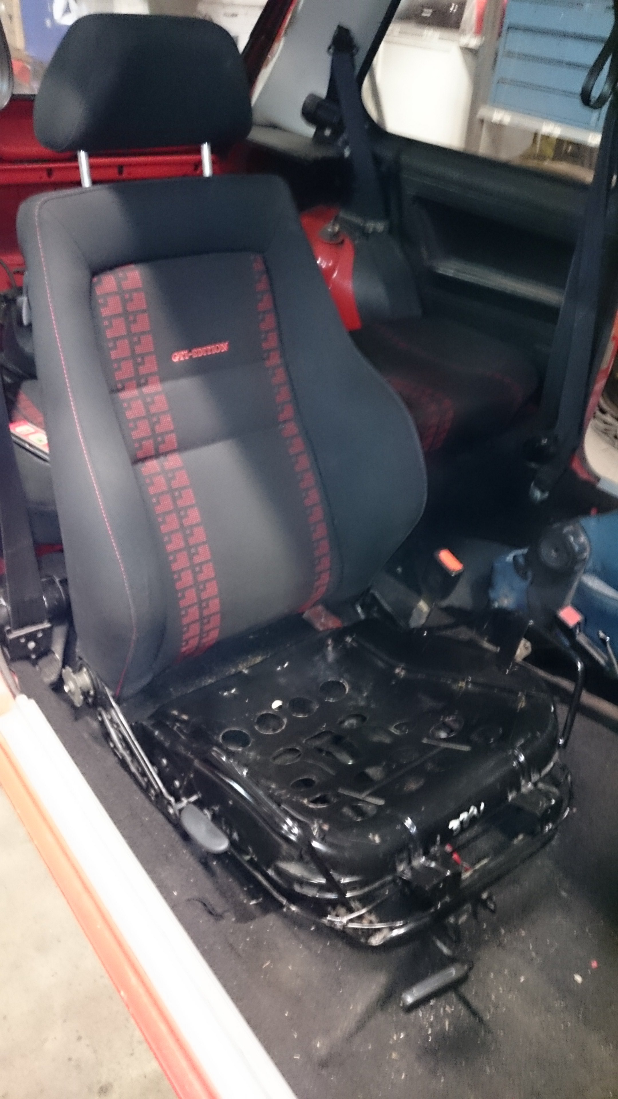 Namn:  1414702788451.jpg
Visningar: 1039
Storlek:  874.3 KB