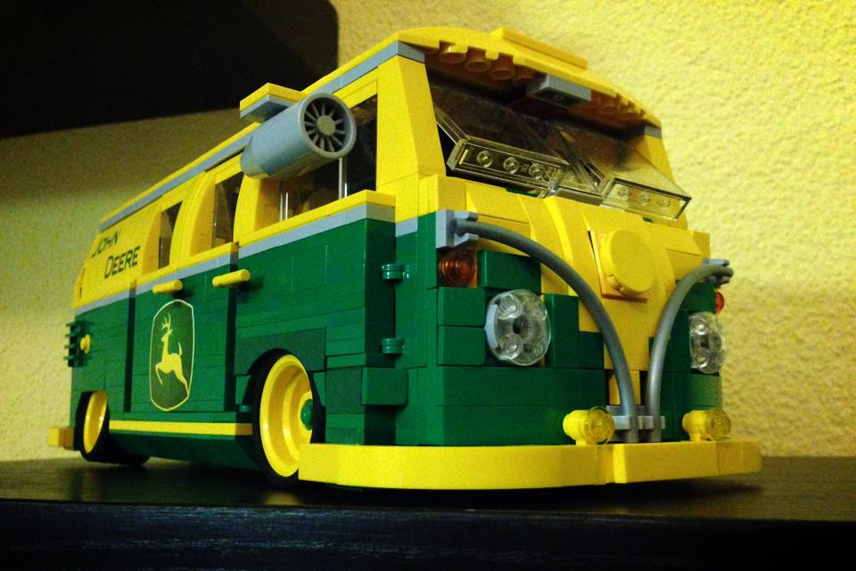 Namn:  JohnDeere.jpg
Visningar: 633
Storlek:  80.1 KB