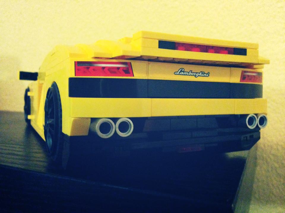 Namn:  Lambo2.jpg
Visningar: 616
Storlek:  58.4 KB