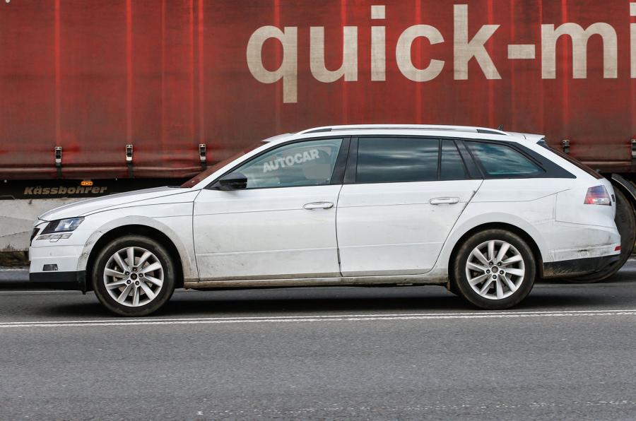 Namn:  skoda-superb-estate-2015-spy-003.jpg
Visningar: 674
Storlek:  76.0 KB