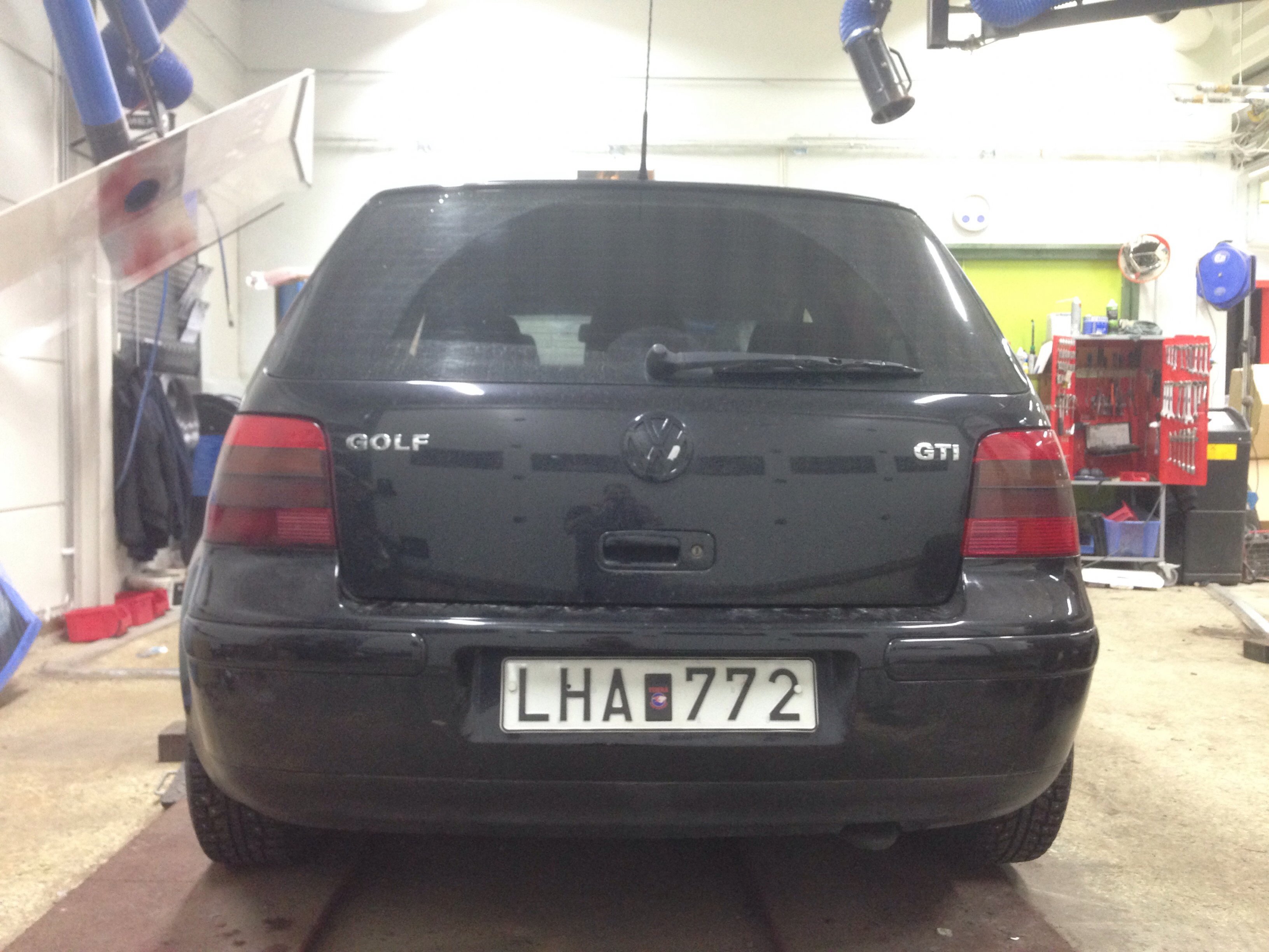 Namn:  image.jpg
Visningar: 1256
Storlek:  887.4 KB