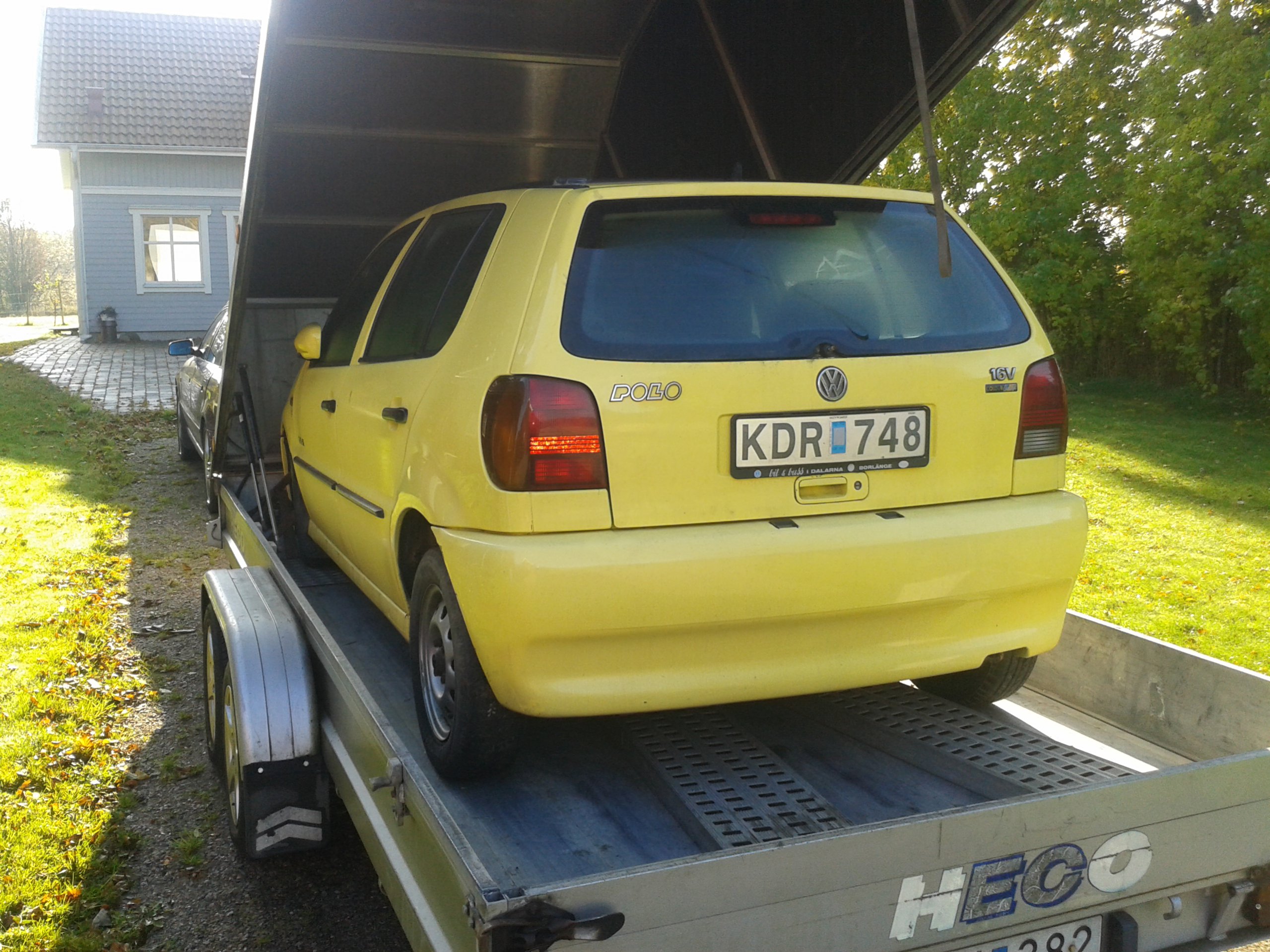 Namn:  polo 16v.jpg
Visningar: 1455
Storlek:  746.6 KB