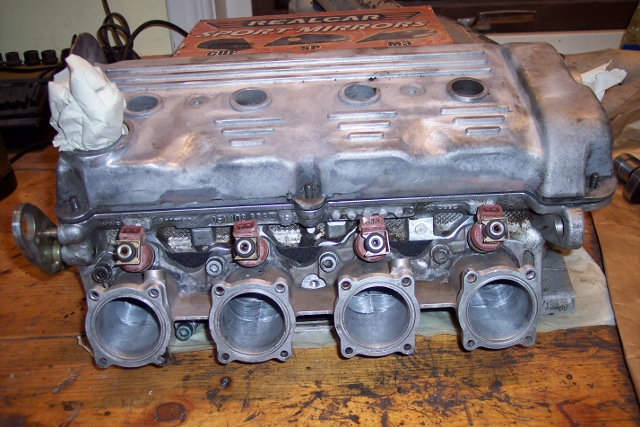 Namn:  topplock ABF (640x427).jpg
Visningar: 1963
Storlek:  349.1 KB