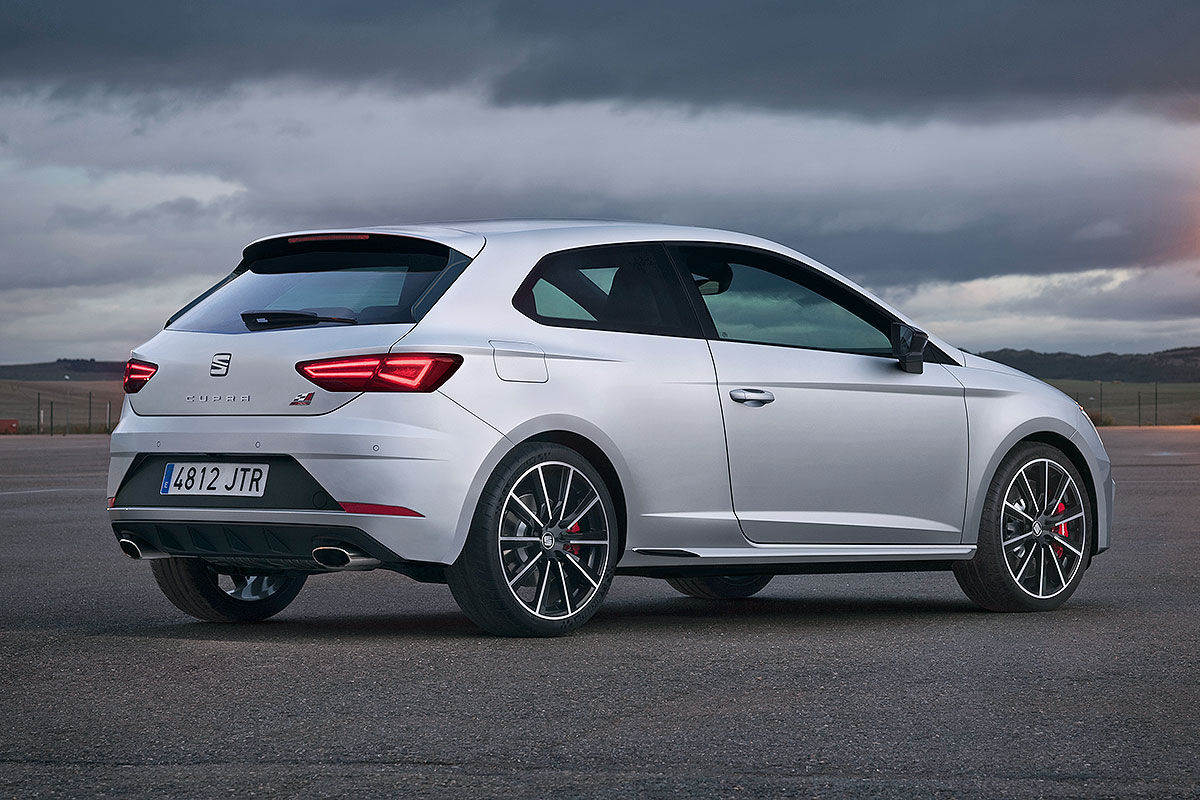 Namn:  Seat-Leon-Cupra-Facelift-2017-Vorstellung-1200x800-16a3d52ddea31804.jpg
Visningar: 3640
Storlek:  180.0 KB