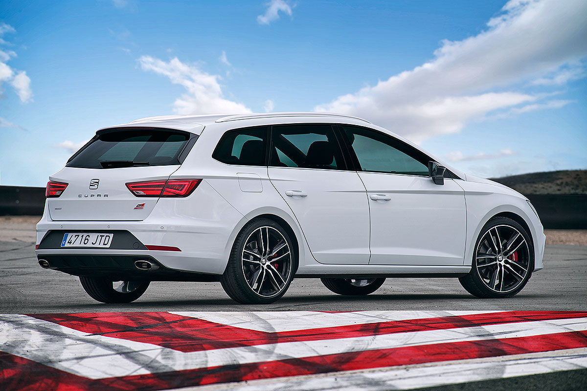 Namn:  Seat-Leon-Cupra-Facelift-2017-Vorstellung-1200x800-6554e2e22405c32f.jpg
Visningar: 2681
Storlek:  179.9 KB