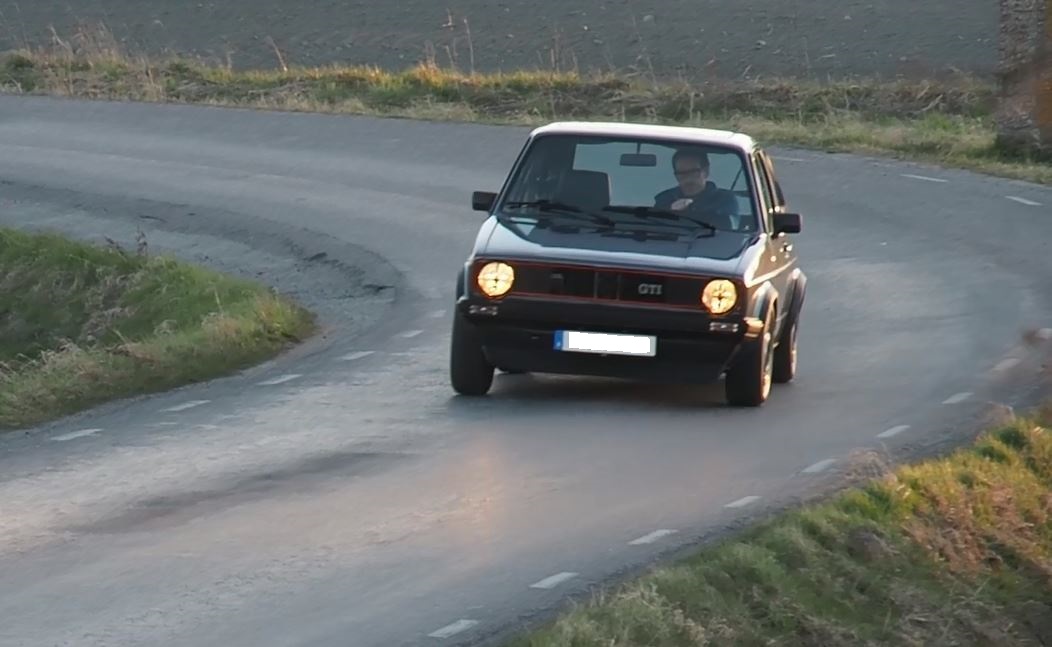 Namn:  kurva 1_1.jpg
Visningar: 1594
Storlek:  125.0 KB