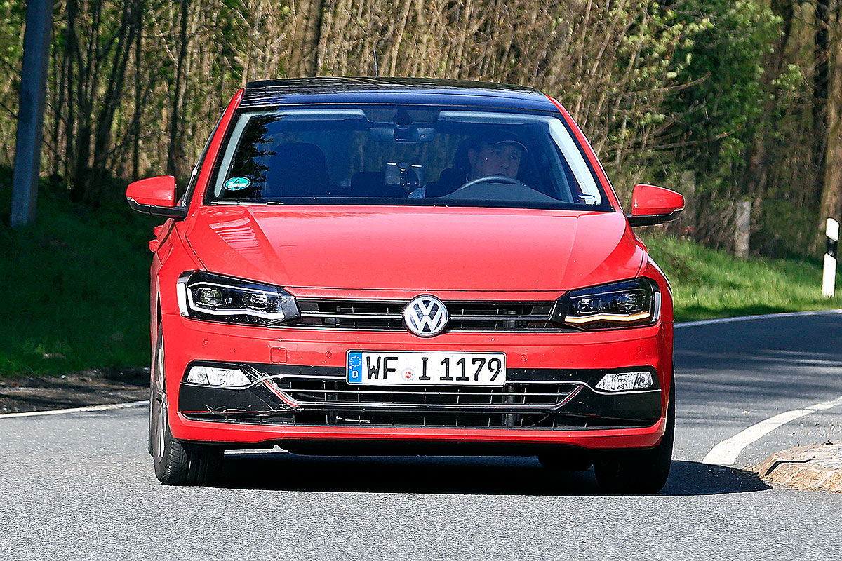Namn:  VW-Polo-VI-2017-Erlkoenig-Motoren-Preise-Marktstart-1200x800-e7d7c7f2e11ac52a.jpg
Visningar: 2003
Storlek:  357.9 KB