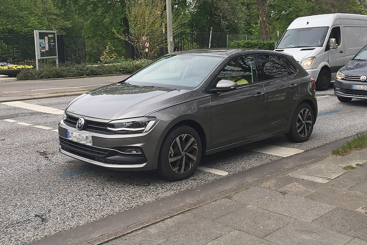 Namn:  VW-Polo-6-2017-Bilder-Infos-und-Test-1200x800-f1ca51ebeb2b7922.jpg
Visningar: 1844
Storlek:  326.1 KB