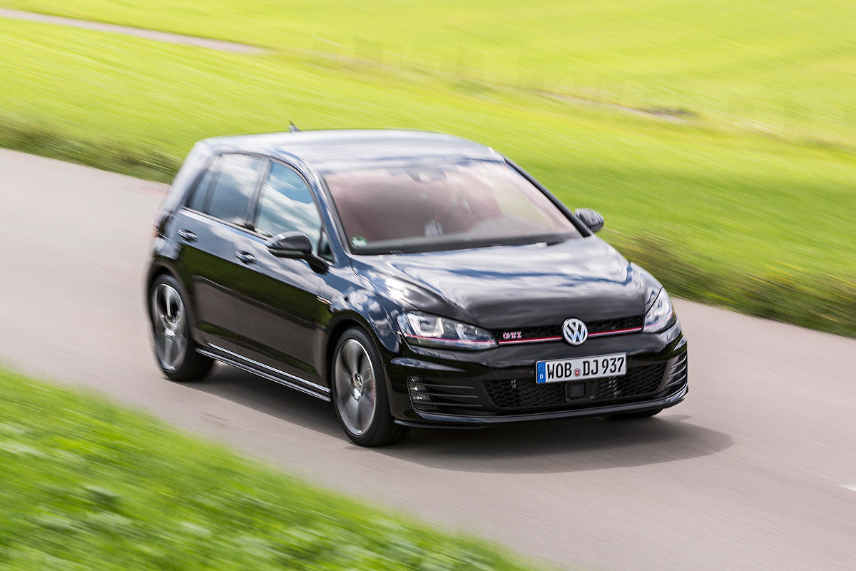 Namn:  VW-Golf-GTI-1200x800-9327df3223218e1c.jpg
Visningar: 288
Storlek:  151.8 KB