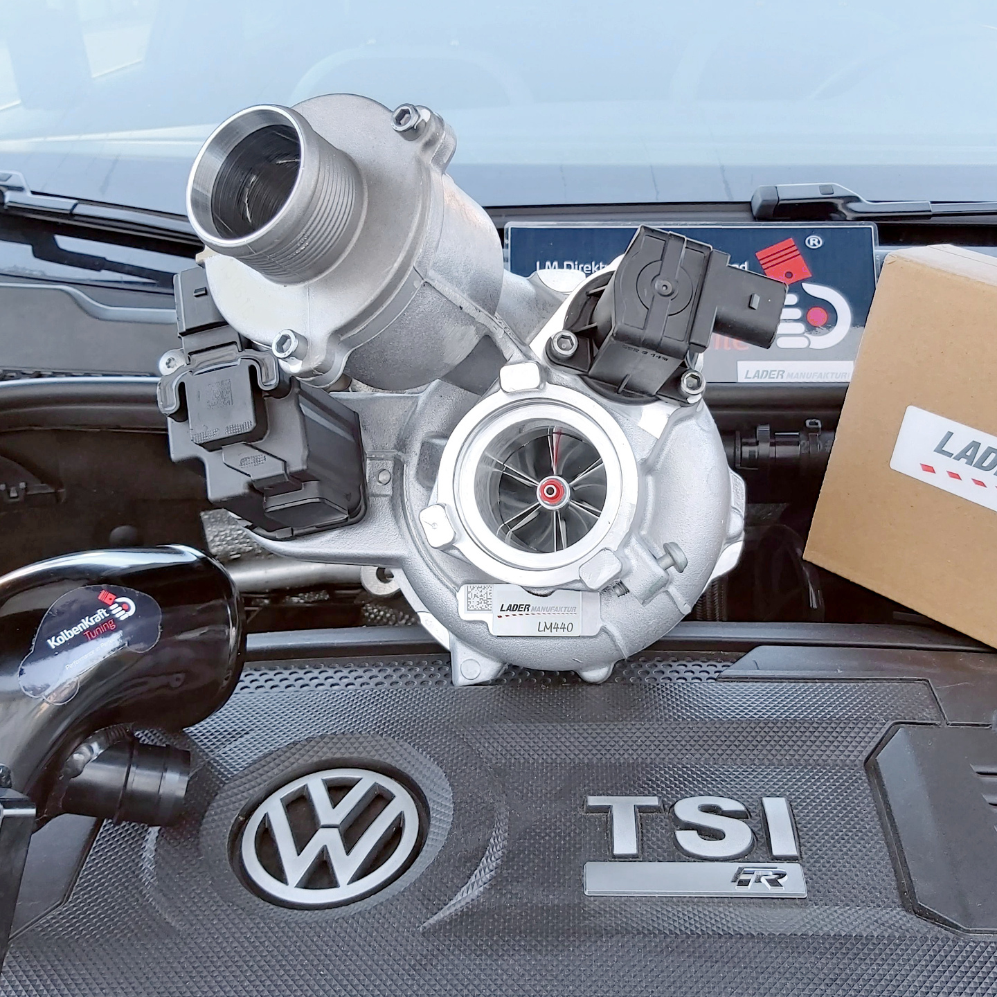 Namn:  LM440 IS38 Turbo VW Golf 7R GTI Upgrade Turbolader KolbenKraft Tuning.jpg
Visningar: 633
Storlek:  929.2 KB