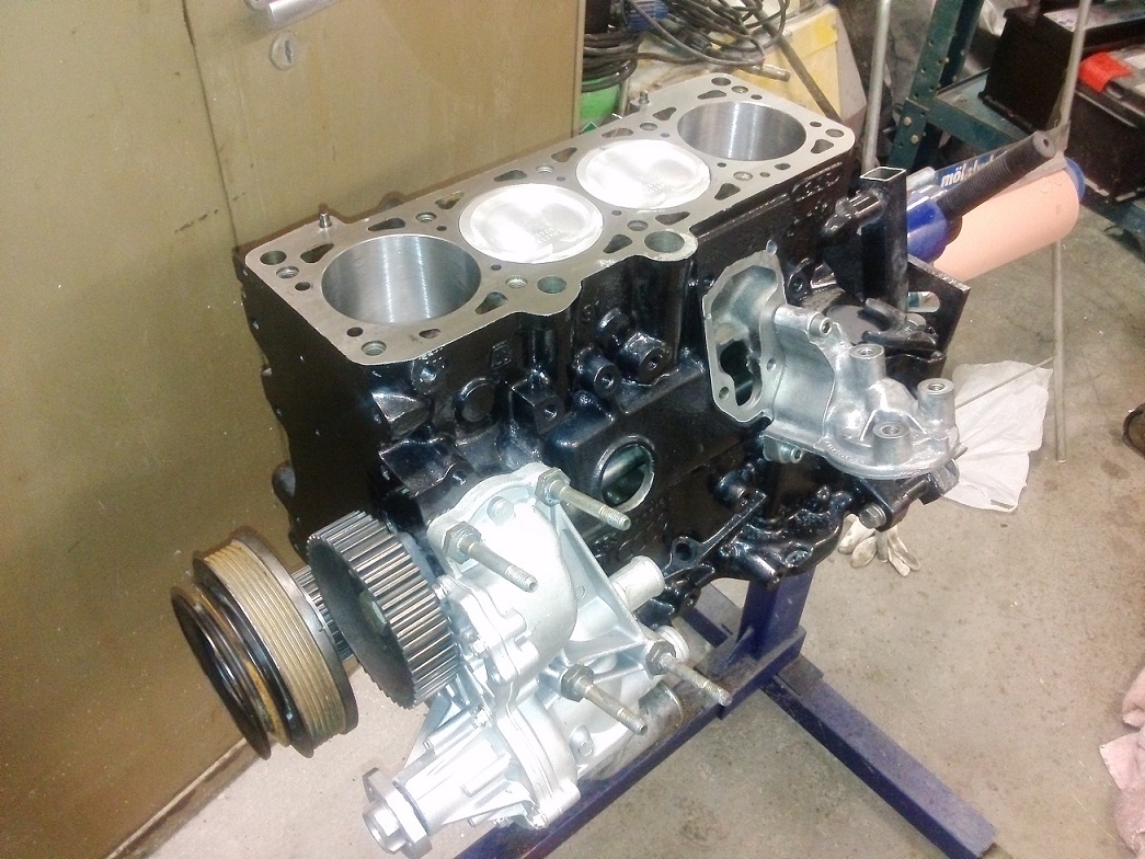 Namn:  motorblock ihopmonterat.jpg
Visningar: 1207
Storlek:  303.0 KB