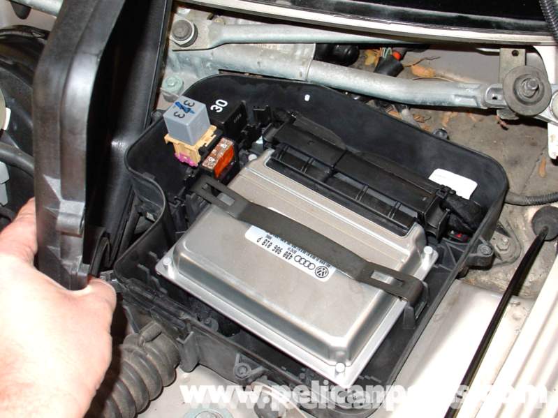 Namn:  Passat ECU box 2.JPG
Visningar: 633
Storlek:  71.0 KB